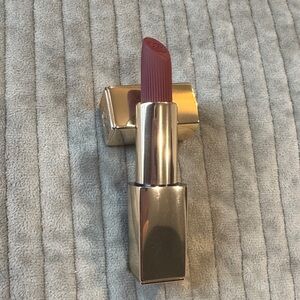 NIB Estée Lauder Matte Lipstick - Secret Scandal 809